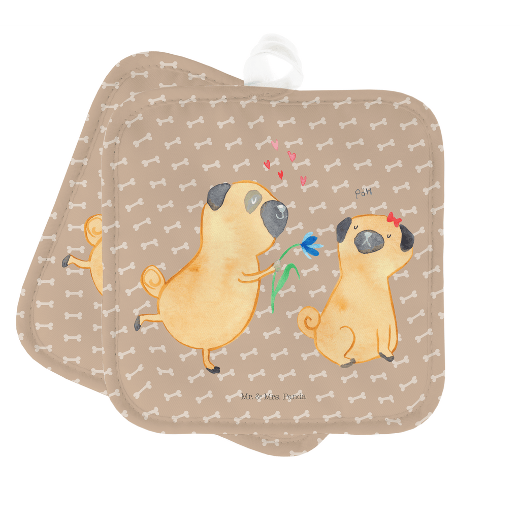 2er Set Topflappen  Mops verliebt Topflappen, Topfuntersetzer, Ofenhandschuh, Topflappen Set, Topflappen lustig, Topflappen mit Spruch, Hund, Hundemotiv, Haustier, Hunderasse, Tierliebhaber, Hundebesitzer, Sprüche, Mops, Möpse, Hundeliebe, verliebt, Liebe, Liebesspruch. Verlobt, Geschenk Freund, Partner