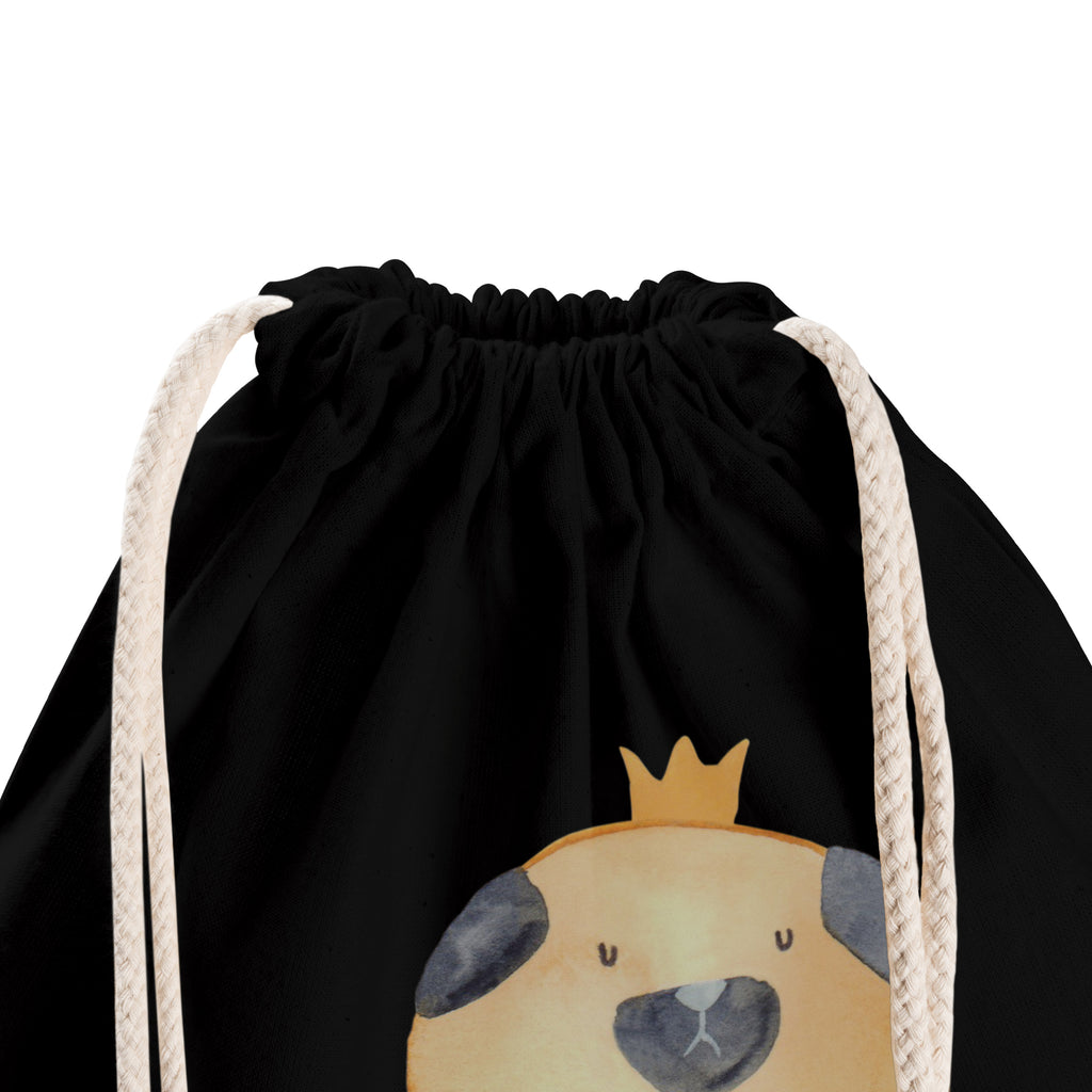 Sportbeutel Mops Krone Turnbeutel, Beutel, Sporttasche, Tasche, Stoffbeutel, Hund, Hundemotiv, Haustier, Hunderasse, Tierliebhaber, Hundebesitzer, Sprüche, Mops, allergisch, kinderlos, Hausregel, Hundebesitzer. Spruch, lustig