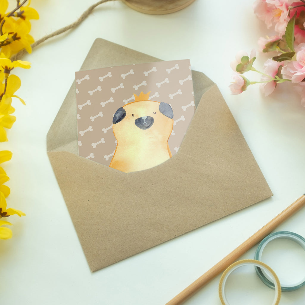 Grußkarte Mops Krone Klappkarte, Einladungskarte, Glückwunschkarte, Hochzeitskarte, Geburtstagskarte, Karte, Hund, Hundemotiv, Haustier, Hunderasse, Tierliebhaber, Hundebesitzer, Sprüche, Mops, allergisch, kinderlos, Hausregel, Hundebesitzer. Spruch, lustig