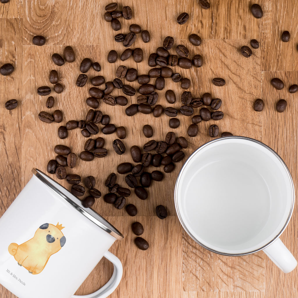 Camping Emaille Tasse Mops Krone Campingtasse, Trinkbecher, Metalltasse, Outdoor Tasse, Emaille Trinkbecher, Blechtasse Outdoor, Emaille Campingbecher, Edelstahl Trinkbecher, Metalltasse für Camping, Kaffee Blechtasse, Camping Tasse Metall, Hund, Hundemotiv, Haustier, Hunderasse, Tierliebhaber, Hundebesitzer, Sprüche, Mops, allergisch, kinderlos, Hausregel, Hundebesitzer. Spruch, lustig