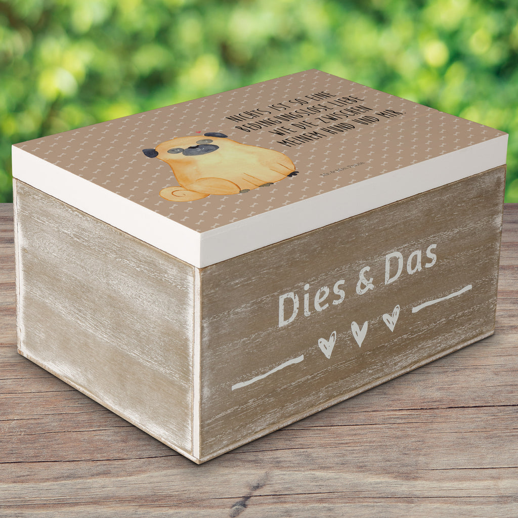 Holzkiste Mops Holzkiste, Kiste, Schatzkiste, Truhe, Schatulle, XXL, Erinnerungsbox, Erinnerungskiste, Dekokiste, Aufbewahrungsbox, Hund, Hundemotiv, Haustier, Hunderasse, Tierliebhaber, Hundebesitzer, Sprüche, Mops, Liebe, Hundeliebe