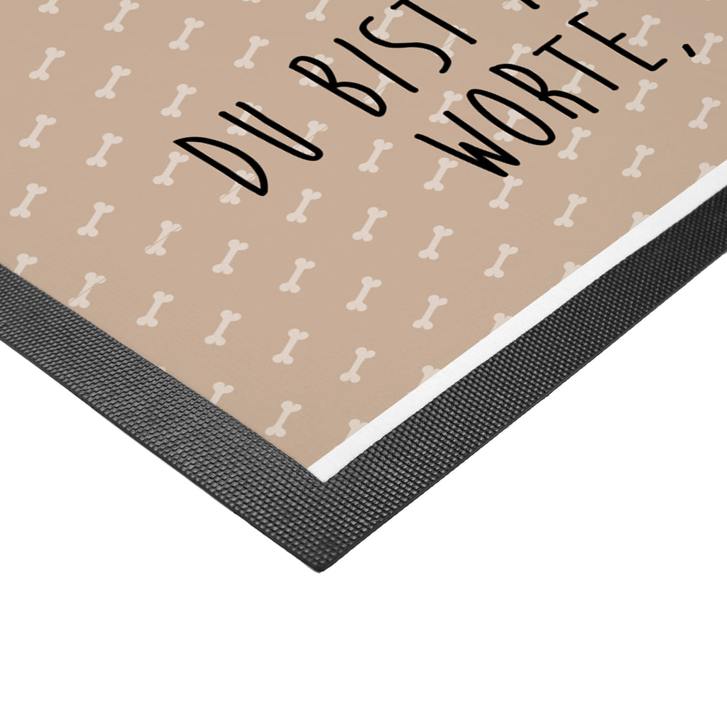 Fußmatte Mops verliebt  	Mops, Möpse, Hund, Hundeliebe, verliebt, Liebe, Liebesspruch. Verlobt, Geschenk Freund, Partner Türvorleger, Schmutzmatte, Fußabtreter, Matte, Schmutzfänger, Fußabstreifer, Schmutzfangmatte, Türmatte, Motivfußmatte,  Haustürmatte, Vorleger  Hund, Hundemotiv, Haustier, Hunderasse, Tierliebhaber, Hundebesitzer, Sprüche