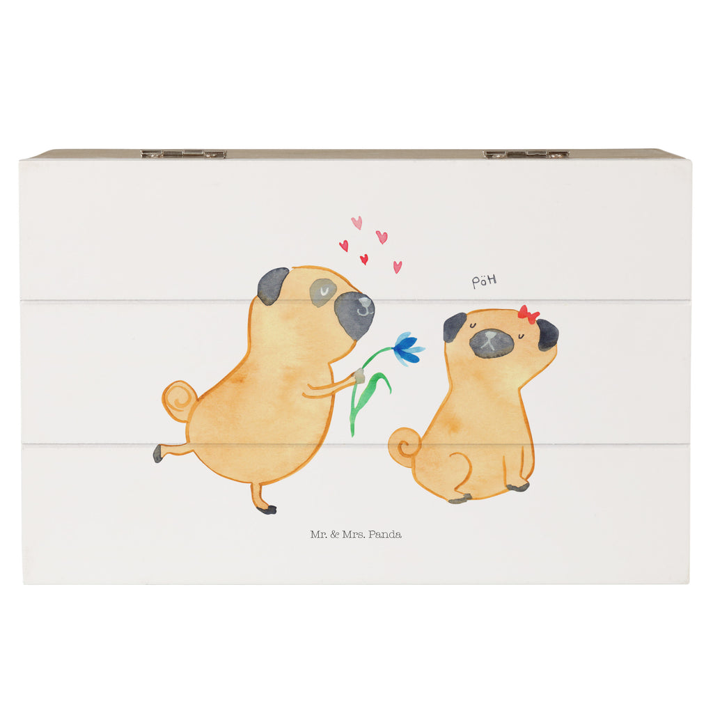 Holzkiste Mops verliebt Holzkiste, Kiste, Schatzkiste, Truhe, Schatulle, XXL, Erinnerungsbox, Erinnerungskiste, Dekokiste, Aufbewahrungsbox, Hund, Hundemotiv, Haustier, Hunderasse, Tierliebhaber, Hundebesitzer, Sprüche, Mops, Möpse, Hundeliebe, verliebt, Liebe, Liebesspruch. Verlobt, Geschenk Freund, Partner