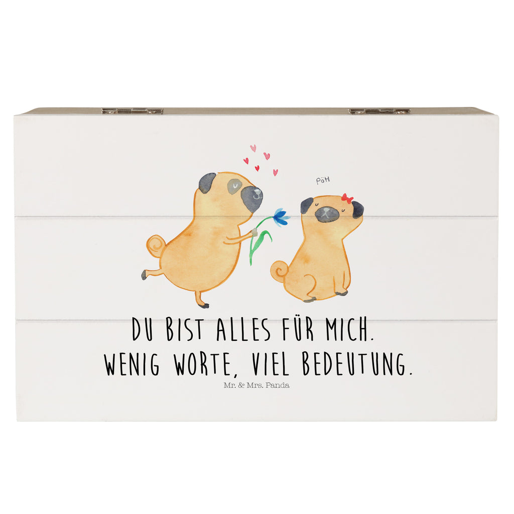 Holzkiste Mops verliebt Holzkiste, Kiste, Schatzkiste, Truhe, Schatulle, XXL, Erinnerungsbox, Erinnerungskiste, Dekokiste, Aufbewahrungsbox, Hund, Hundemotiv, Haustier, Hunderasse, Tierliebhaber, Hundebesitzer, Sprüche, Mops, Möpse, Hundeliebe, verliebt, Liebe, Liebesspruch. Verlobt, Geschenk Freund, Partner