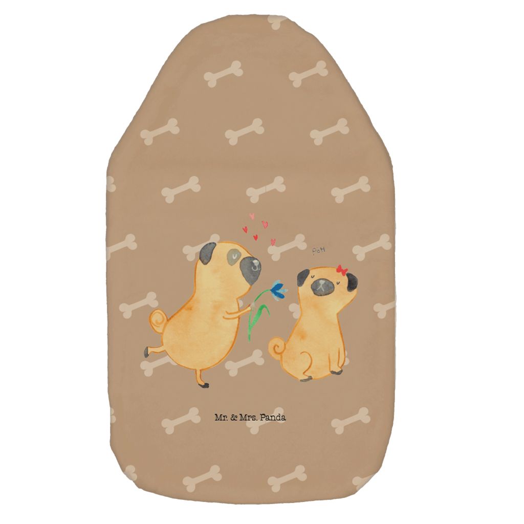 Wärmflasche Mops verliebt Wärmekissen, Kinderwärmflasche, Körnerkissen, Wärmflaschenbezug, Wärmflasche mit Bezug, Hund, Hundemotiv, Haustier, Hunderasse, Tierliebhaber, Hundebesitzer, Sprüche, Mops, Möpse, Hundeliebe, verliebt, Liebe, Liebesspruch. Verlobt, Geschenk Freund, Partner
