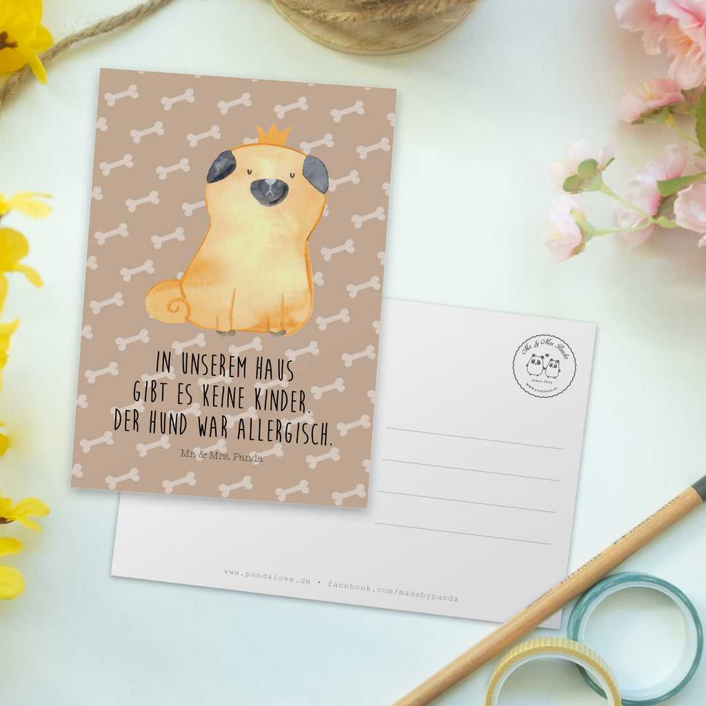 Postkarte Mops Krone Geschenkkarte, Grußkarte, Karte, Einladung, Ansichtskarte, Geburtstagskarte, Einladungskarte, Hund, Hundemotiv, Haustier, Hunderasse, Tierliebhaber, Hundebesitzer, Sprüche, Mops, allergisch, kinderlos, Hausregel, Hundebesitzer. Spruch, lustig