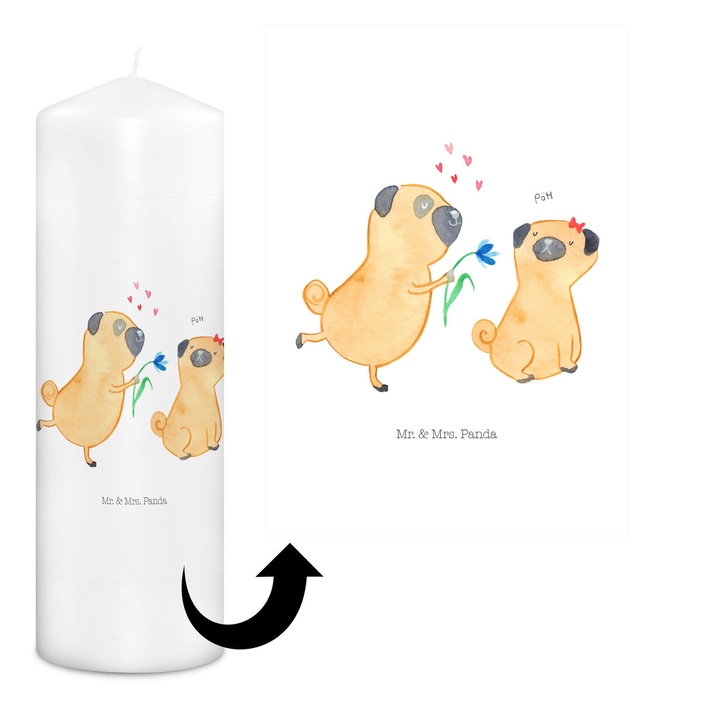 Kerze Mops verliebt Kerze, Taufkerze, Kommunionskerze, Geburtstagskerze, Geschenk Kerze, Taufgeschenk Kerze, Kerze mit Druck, Besondere Kerze, Geschenkidee Kerze, Kerze für Kommunion, Geburtstag Kerze, Kommunion Kerze, Hund, Hundemotiv, Haustier, Hunderasse, Tierliebhaber, Hundebesitzer, Sprüche, Mops, Möpse, Hundeliebe, verliebt, Liebe, Liebesspruch. Verlobt, Geschenk Freund, Partner
