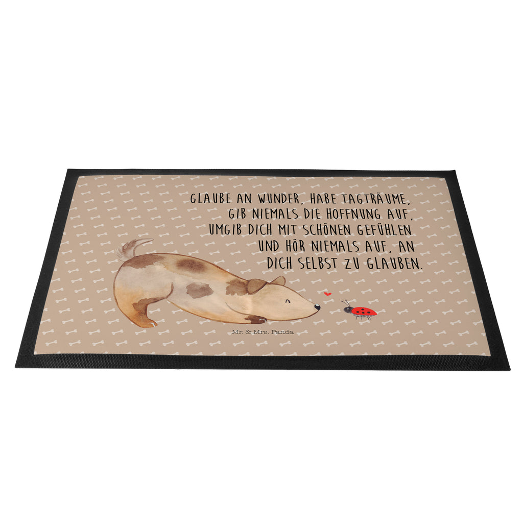 Fußmatte Hund Marienkäfer Hund, Hunde, Hundespruch, Sprüche, Marienkäfer, Mischling, Mischlinghund Türvorleger, Schmutzmatte, Fußabtreter, Matte, Schmutzfänger, Fußabstreifer, Schmutzfangmatte, Türmatte, Motivfußmatte,  Haustürmatte, Vorleger  Hund, Hundemotiv, Haustier, Hunderasse, Tierliebhaber, Hundebesitzer, Sprüche