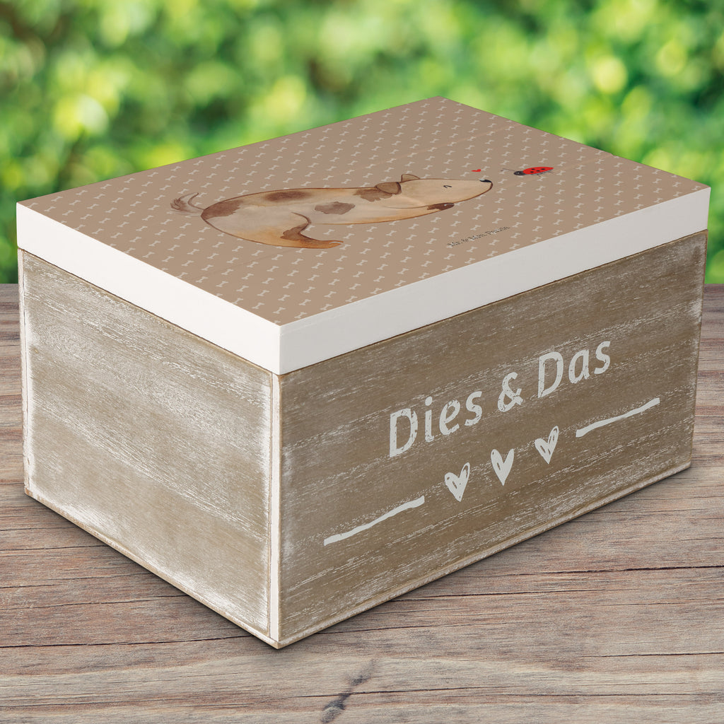 Holzkiste Hund Marienkäfer Holzkiste, Kiste, Schatzkiste, Truhe, Schatulle, XXL, Erinnerungsbox, Erinnerungskiste, Dekokiste, Aufbewahrungsbox, Hund, Hundemotiv, Haustier, Hunderasse, Tierliebhaber, Hundebesitzer, Sprüche, Hunde, Hundespruch, Marienkäfer, Mischling, Mischlinghund