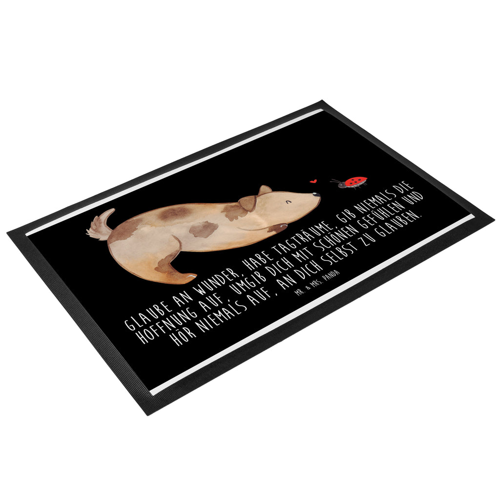 Fußmatte Hund Marienkäfer Hund, Hunde, Hundespruch, Sprüche, Marienkäfer, Mischling, Mischlinghund Türvorleger, Schmutzmatte, Fußabtreter, Matte, Schmutzfänger, Fußabstreifer, Schmutzfangmatte, Türmatte, Motivfußmatte,  Haustürmatte, Vorleger  Hund, Hundemotiv, Haustier, Hunderasse, Tierliebhaber, Hundebesitzer, Sprüche