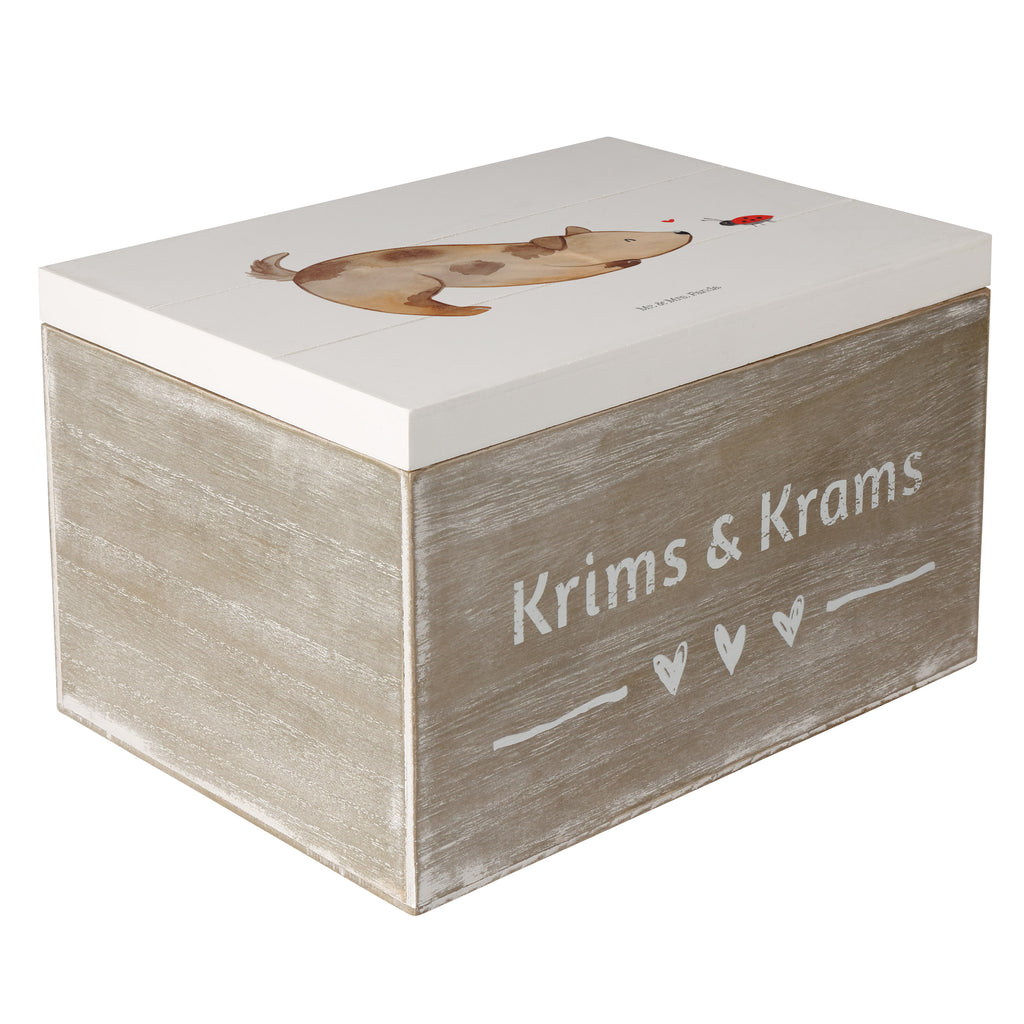 Holzkiste Hund Marienkäfer Holzkiste, Kiste, Schatzkiste, Truhe, Schatulle, XXL, Erinnerungsbox, Erinnerungskiste, Dekokiste, Aufbewahrungsbox, Hund, Hundemotiv, Haustier, Hunderasse, Tierliebhaber, Hundebesitzer, Sprüche, Hunde, Hundespruch, Marienkäfer, Mischling, Mischlinghund
