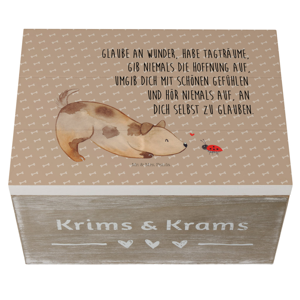 Holzkiste Hund Marienkäfer Holzkiste, Kiste, Schatzkiste, Truhe, Schatulle, XXL, Erinnerungsbox, Erinnerungskiste, Dekokiste, Aufbewahrungsbox, Hund, Hundemotiv, Haustier, Hunderasse, Tierliebhaber, Hundebesitzer, Sprüche, Hunde, Hundespruch, Marienkäfer, Mischling, Mischlinghund