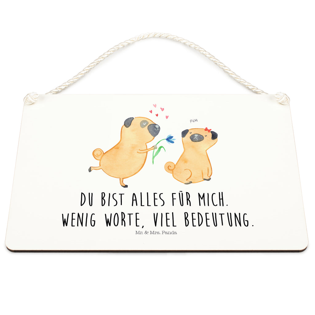 Deko Schild Mops verliebt  	Mops, Möpse, Hund, Hundeliebe, verliebt, Liebe, Liebesspruch. Verlobt, Geschenk Freund, Partner Dekoschild, Deko Schild, Schild, Tür Schild, Türschild, Holzschild, Wandschild, Wanddeko  Hund, Hundemotiv, Haustier, Hunderasse, Tierliebhaber, Hundebesitzer, Sprüche