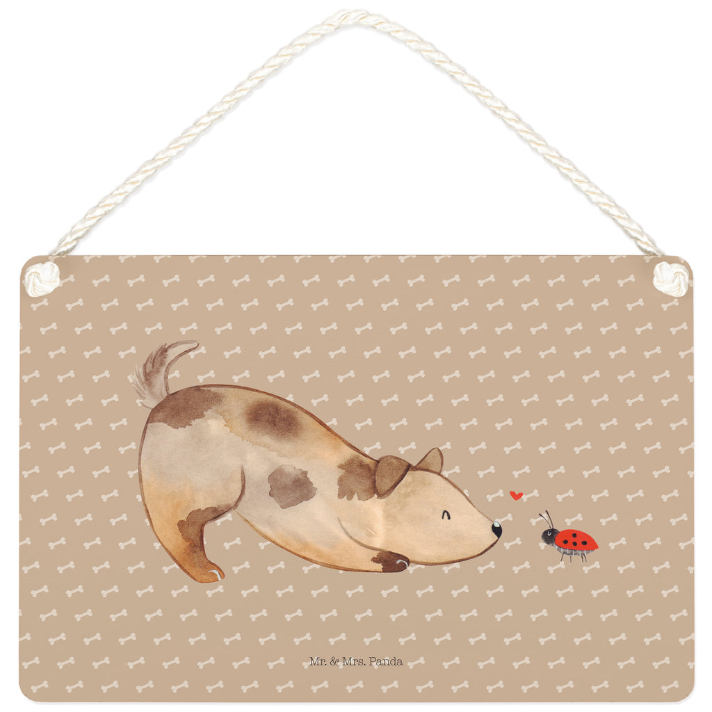 Deko Schild Hund Marienkäfer Dekoschild, Deko Schild, Schild, Tür Schild, Türschild, Holzschild, Wandschild, Wanddeko, Hund, Hundemotiv, Haustier, Hunderasse, Tierliebhaber, Hundebesitzer, Sprüche, Hunde, Hundespruch, Marienkäfer, Mischling, Mischlinghund