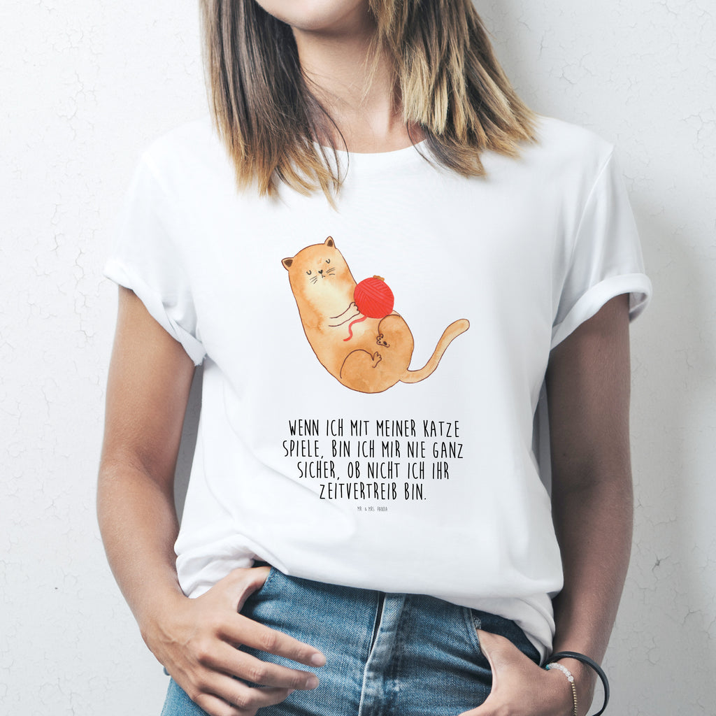 Größe S T-Shirt Katzen Wollknäul T-Shirt, Shirt, Tshirt, Lustiges T-Shirt, T-Shirt mit Spruch, Party, Junggesellenabschied, Jubiläum, Geburstag, Herrn, Damen, Männer, Frauen, Schlafshirt, Nachthemd, Sprüche, Katze, Katzenmotiv, Katzenfan, Katzendeko, Katzenfreund, Katzenliebhaber, Katzenprodukte, Katzenartikel, Katzenaccessoires, Katzensouvenirs, Katzenliebhaberprodukte, Katzenmotive, Katzen, Kater, Mietze, Cat, Cats, Katzenhalter, Katzenbesitzerin, Haustier, Wollknäuel, Wolle, Spielen, Spiel, verspielt