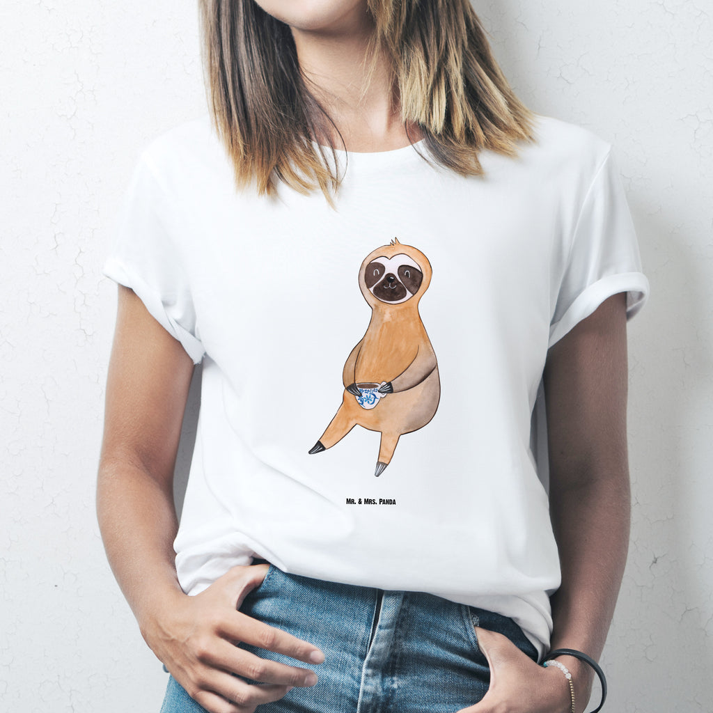 Größe S T-Shirt Faultier Kaffee T-Shirt, Shirt, Tshirt, Lustiges T-Shirt, T-Shirt mit Spruch, Party, Junggesellenabschied, Jubiläum, Geburstag, Herrn, Damen, Männer, Frauen, Schlafshirt, Nachthemd, Sprüche, Faultier, Faultier Geschenk, Faultier Deko, Faultiere, faul, Lieblingstier, Kaffee, erster Kaffee, Morgenmuffel, Frühaufsteher, Kaffeetasse, Genießer, Coffee, Kaffeegetränk