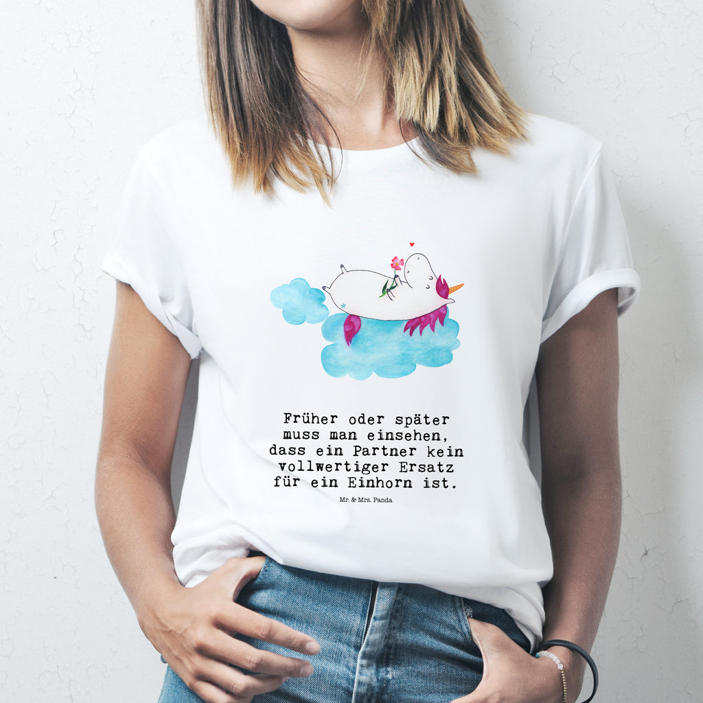 Größe XL T-Shirt Einhorn verliebt auf Wolke T-Shirt, Shirt, Tshirt, Lustiges T-Shirt, T-Shirt mit Spruch, Party, Junggesellenabschied, Jubiläum, Geburstag, Herrn, Damen, Männer, Frauen, Schlafshirt, Nachthemd, Sprüche, Einhorn, Einhörner, Einhorn Deko, Pegasus, Unicorn, verliebt, Liebe, Liebesbeweis, Freundin, Wolke