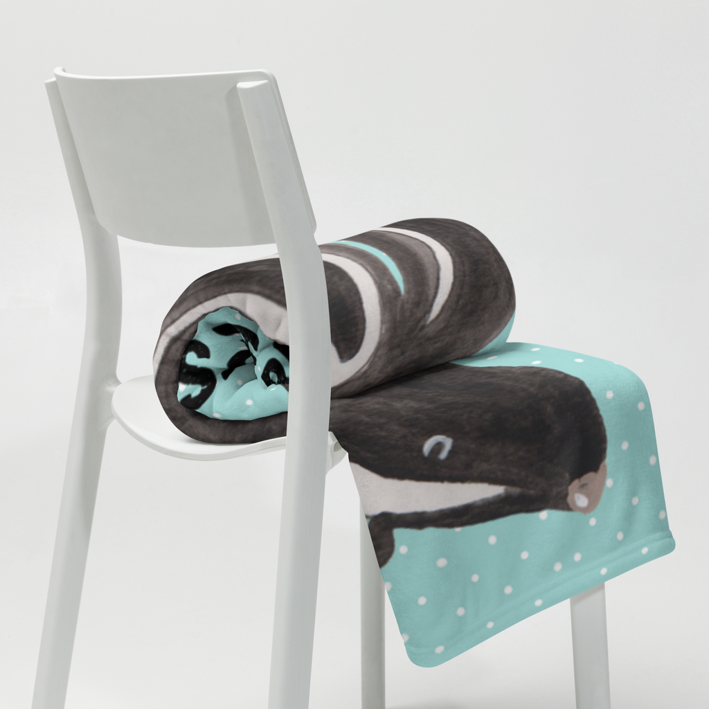 Babydecke Stinktier sitzend Babydecke, Babygeschenk, Geschenk Geburt, Babyecke Kuscheldecke, Krabbeldecke, Stinktier, Skunk, Wildtier, Raubtier, Stinker, Stinki, Spruch, Büro, Recht, Besserwisser