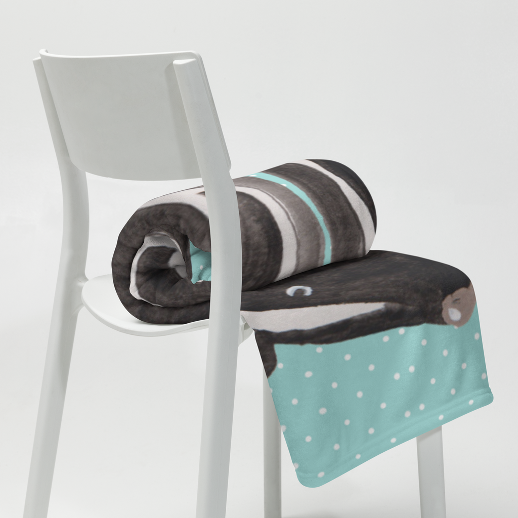 Babydecke Stinktier sitzend Babydecke, Babygeschenk, Geschenk Geburt, Babyecke Kuscheldecke, Krabbeldecke, Stinktier, Skunk, Wildtier, Raubtier, Stinker, Stinki, Spruch, Büro, Recht, Besserwisser