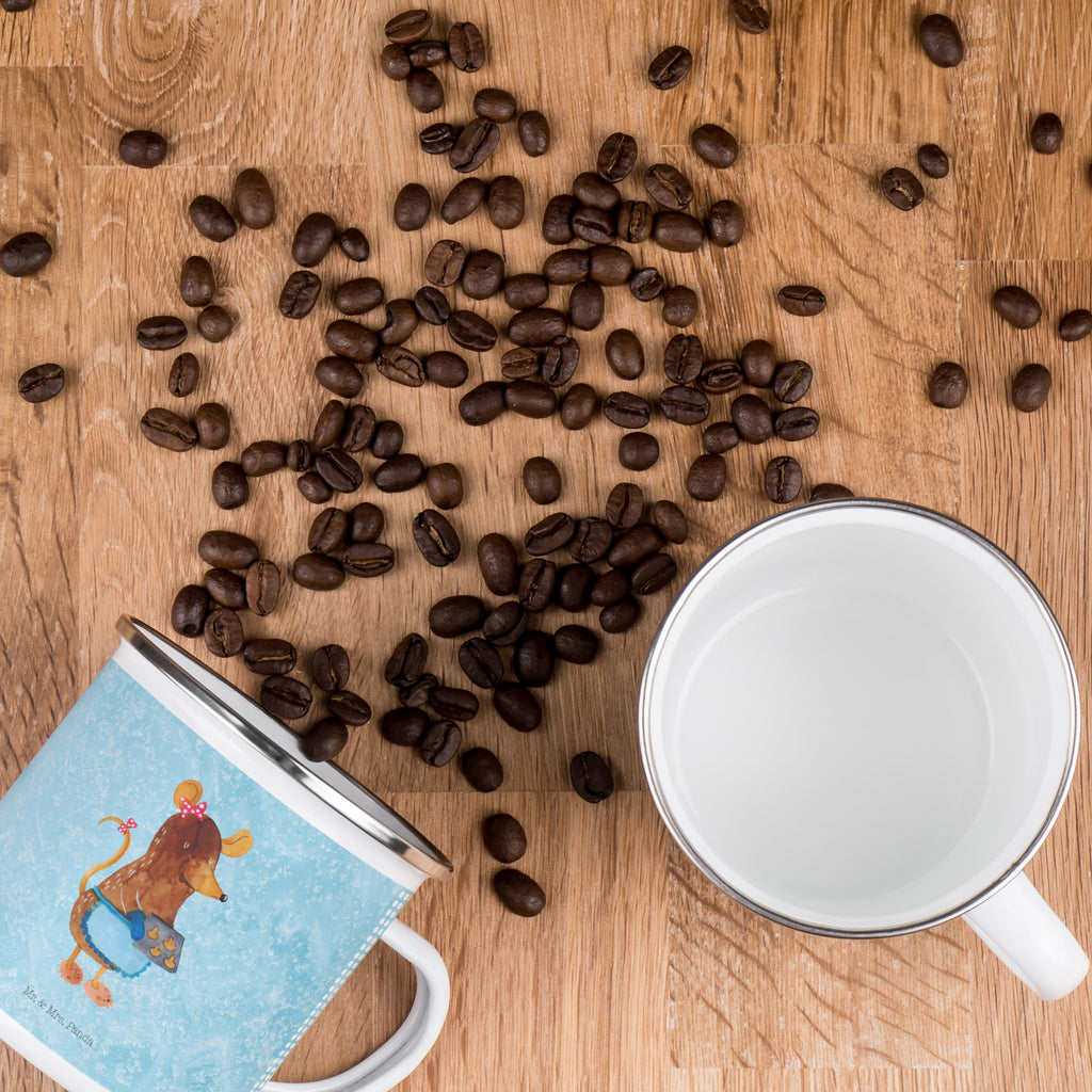 Camping Emaille Tasse Maus Kekse Campingtasse, Trinkbecher, Metalltasse, Outdoor Tasse, Emaille Trinkbecher, Blechtasse Outdoor, Emaille Campingbecher, Edelstahl Trinkbecher, Metalltasse für Camping, Kaffee Blechtasse, Camping Tasse Metall, Winter, Weihnachten, Weihnachtsdeko, Nikolaus, Advent, Heiligabend, Wintermotiv, Maus, Kekse, backen, Weihnachtskekse, Plätzchen, Weihnachtsbäckerei, Chaosqueen