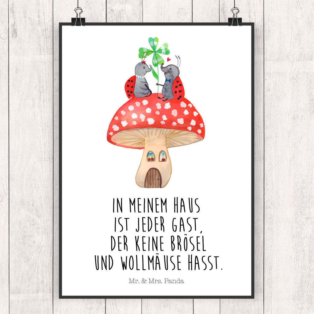 Poster Marienkäfer Paar Fliegenpilz Poster, Wandposter, Bild, Wanddeko, Küchenposter, Kinderposter, Wanddeko Bild, Raumdekoration, Wanddekoration, Handgemaltes Poster, Mr. & Mrs. Panda Poster, Designposter, Kunstdruck, Posterdruck, Tiermotive, Gute Laune, lustige Sprüche, Tiere, Haus, Wohnung, zuhause, Fliegenpilz, Marienkäfer, Fleigenpilzhaus