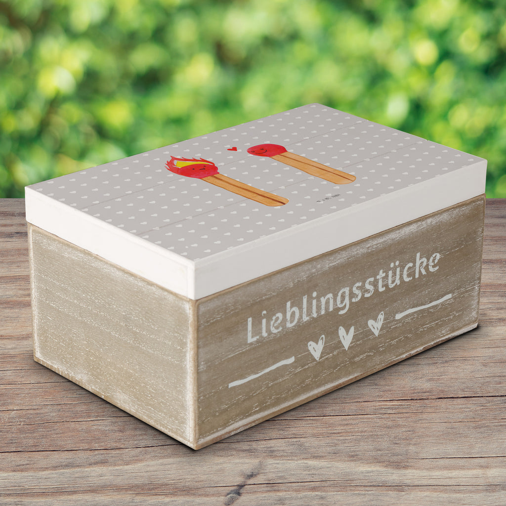 Holzkiste Streichhölzer Holzkiste, Kiste, Schatzkiste, Truhe, Schatulle, XXL, Erinnerungsbox, Erinnerungskiste, Dekokiste, Aufbewahrungsbox, Liebe, Partner, Freund, Freundin, Ehemann, Ehefrau, Heiraten, Verlobung, Heiratsantrag, Liebesgeschenk, Jahrestag, Hocheitstag, Streichhölzer