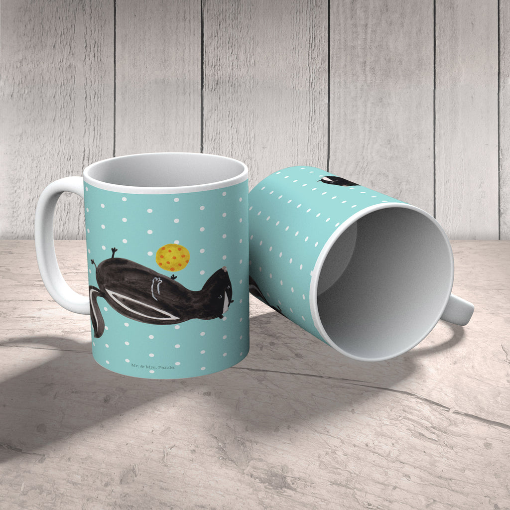 Tasse Stinktier Ball Stinktier, Skunk, Wildtier, Raubtier, Stinker, Stinki, verspielt, Weisheit,  Becher, Kaffeetasse, Kaffeebecher, Tee, Frühstück, Büro  Stinktier, Skunk