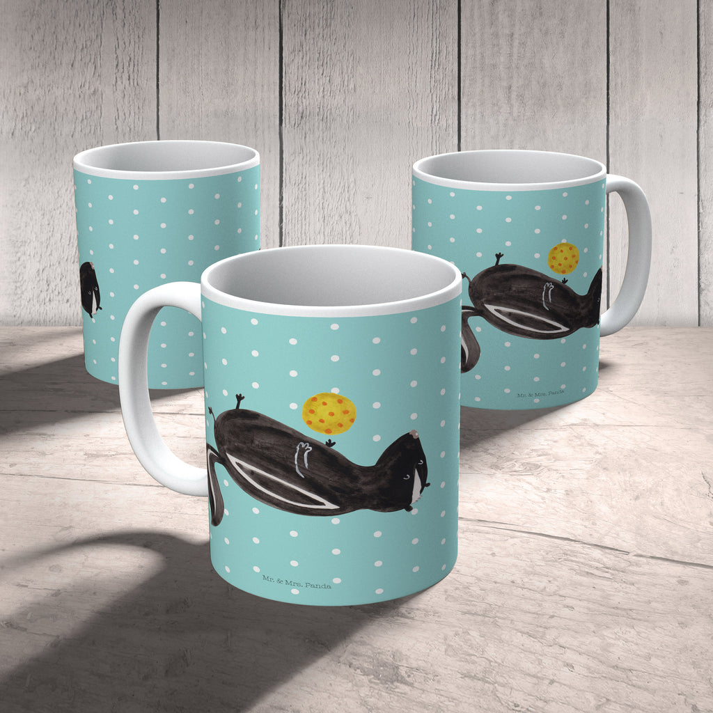 Tasse Stinktier Ball Stinktier, Skunk, Wildtier, Raubtier, Stinker, Stinki, verspielt, Weisheit,  Becher, Kaffeetasse, Kaffeebecher, Tee, Frühstück, Büro  Stinktier, Skunk