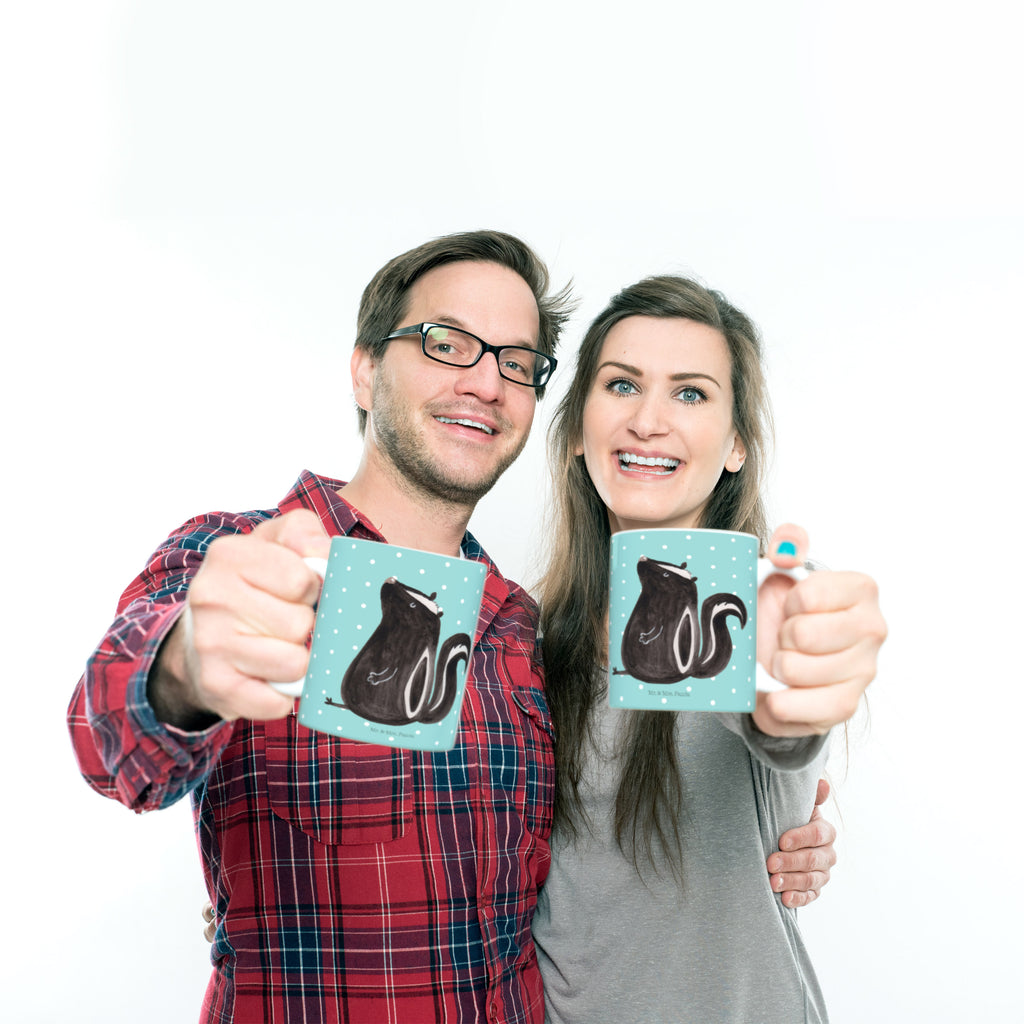 Tasse Stinktier sitzend Stinktier, Skunk, Wildtier, Raubtier, Stinker, Stinki, Spruch, Büro, Recht, Besserwisser, Becher, Kaffeetasse, Kaffeebecher, Tee, Frühstück, Büro  Stinktier, Skunk