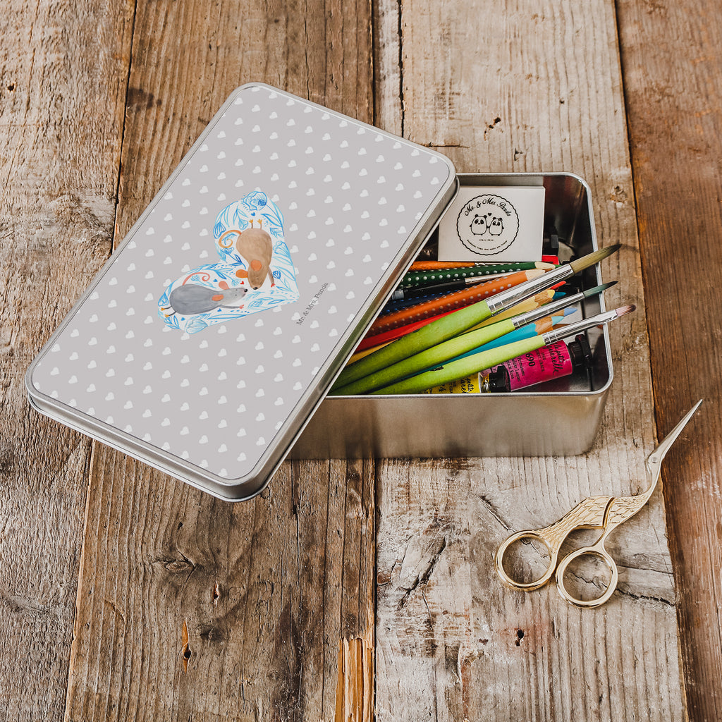 Metalldose rechteckig Mäuse Herz Blechdose, Metalldose, Blechbox, Container, Keksdose, Vorratsdose, Vorratsbox, Döschen, Versperbox, Vesperdose, Aufbewahrungsdose, Aufbewahrungsbox, Aluminiumdose, Dose, Liebe, Partner, Freund, Freundin, Ehemann, Ehefrau, Heiraten, Verlobung, Heiratsantrag, Liebesgeschenk, Jahrestag, Hocheitstag, Maus, Mäuse, Liebesbotschaft, Liebesbeweis, Hochzeit, Lieblingsmensch, Gemeinsamkeit, Love, Geschenk für zwei