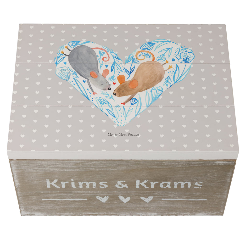 Holzkiste Mäuse Herz Holzkiste, Kiste, Schatzkiste, Truhe, Schatulle, XXL, Erinnerungsbox, Erinnerungskiste, Dekokiste, Aufbewahrungsbox, Liebe, Partner, Freund, Freundin, Ehemann, Ehefrau, Heiraten, Verlobung, Heiratsantrag, Liebesgeschenk, Jahrestag, Hocheitstag, Maus, Mäuse, Liebesbotschaft, Liebesbeweis, Hochzeit, Lieblingsmensch, Gemeinsamkeit, Love, Geschenk für zwei