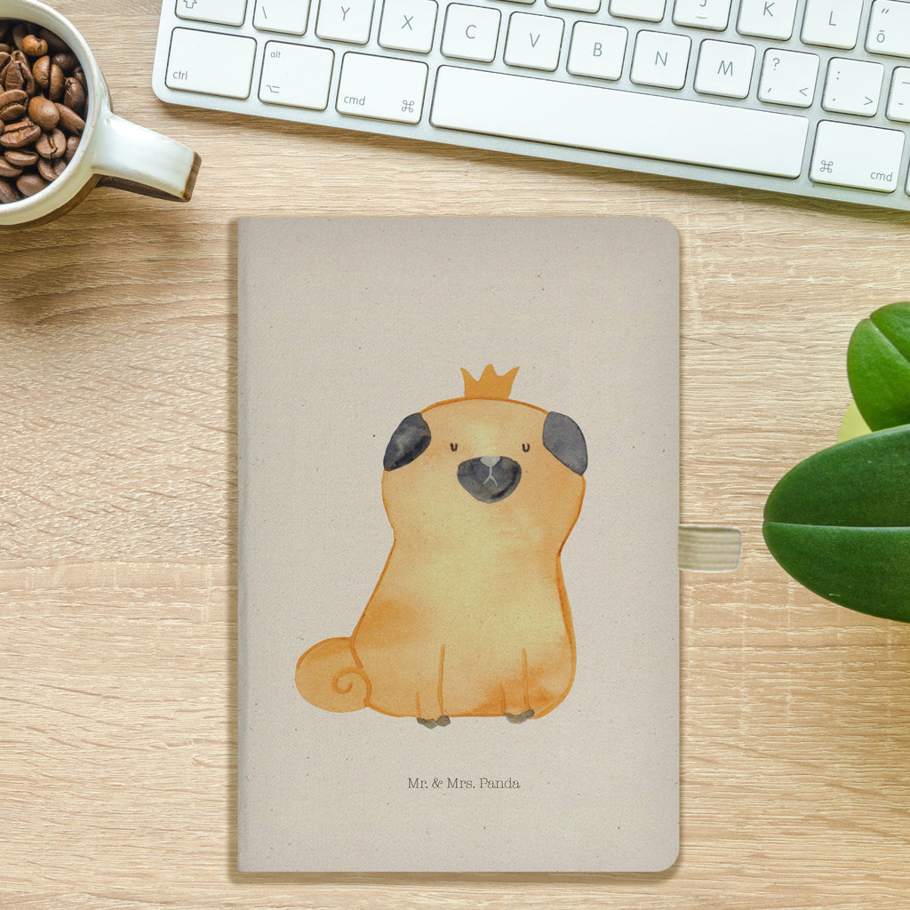 DIN A5 Baumwoll Notizbuch Mops Krone Notizen, Eintragebuch, Tagebuch, Notizblock, Adressbuch, Journal, Kladde, Skizzenbuch, Notizheft, Schreibbuch, Schreibheft, Hund, Hundemotiv, Haustier, Hunderasse, Tierliebhaber, Hundebesitzer, Sprüche, Mops, allergisch, kinderlos, Hausregel, Hundebesitzer. Spruch, lustig