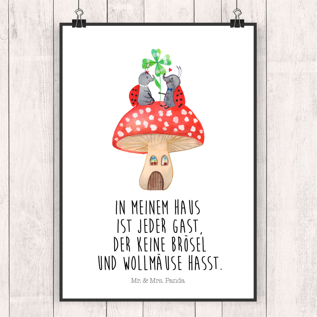 Poster Marienkäfer Paar Fliegenpilz Poster, Wandposter, Bild, Wanddeko, Küchenposter, Kinderposter, Wanddeko Bild, Raumdekoration, Wanddekoration, Handgemaltes Poster, Mr. & Mrs. Panda Poster, Designposter, Kunstdruck, Posterdruck, Tiermotive, Gute Laune, lustige Sprüche, Tiere, Haus, Wohnung, zuhause, Fliegenpilz, Marienkäfer, Fleigenpilzhaus