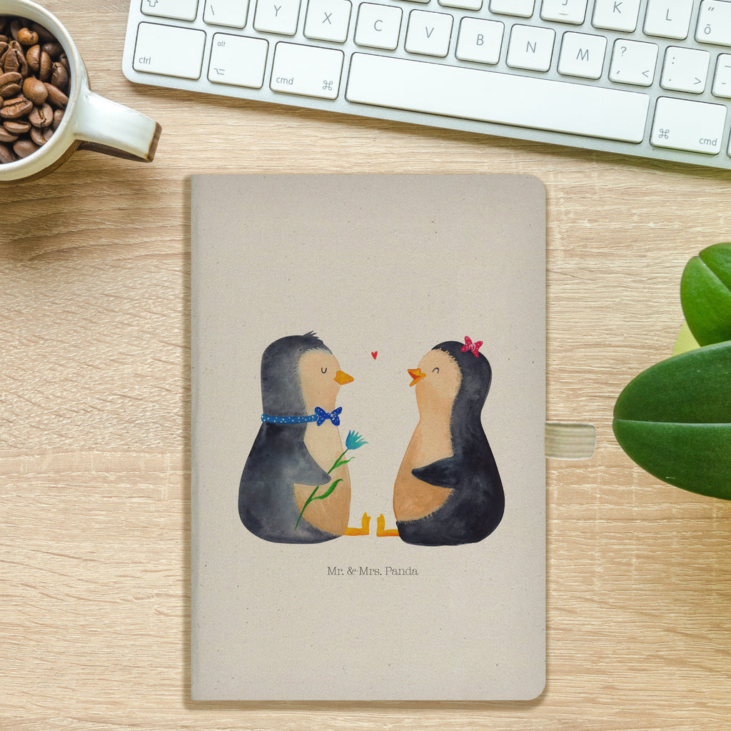 DIN A5 Baumwoll Notizbuch Pinguin Pärchen Notizen, Eintragebuch, Tagebuch, Notizblock, Adressbuch, Journal, Kladde, Skizzenbuch, Notizheft, Schreibbuch, Schreibheft, Pinguin, Pinguine, Liebe, Liebespaar, Liebesbeweis, Liebesgeschenk, Verlobung, Jahrestag, Hochzeitstag, Hochzeit, Hochzeitsgeschenk, große Liebe, Traumpaar