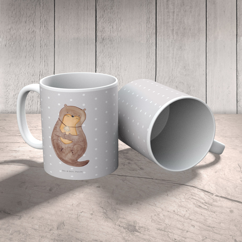 Tasse Otter mit Muschelmedaillon Otter, Otterliebe, Seeotter, grübeln, träumen, Motivation, Tagträumen, Büro	 Becher, Kaffeetasse, Kaffeebecher, Tee, Frühstück, Büro  Otter,  Fischotter,  Seeotter