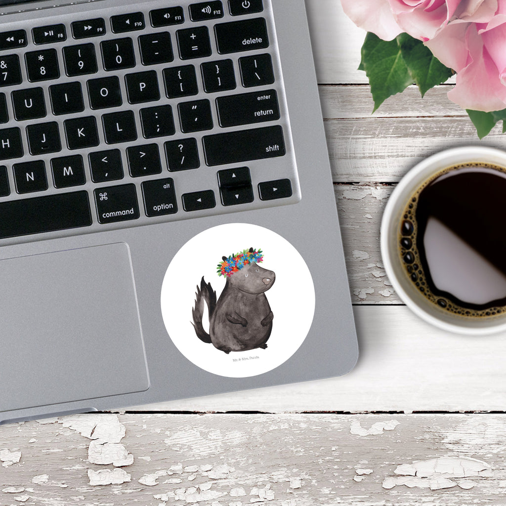 80mm Rund Aufkleber Stinktier Blumenmaedchen Sticker, Aufkleber, Etikett, Stinktier, Skunk, Wildtier, Raubtier, Stinker, Stinki, Yoga, Namaste, Lebe, Liebe, Lache