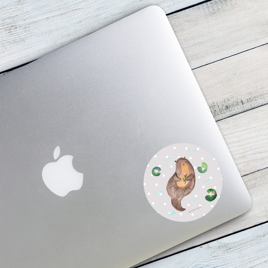 80mm Rund Aufkleber Otter mit Seerose