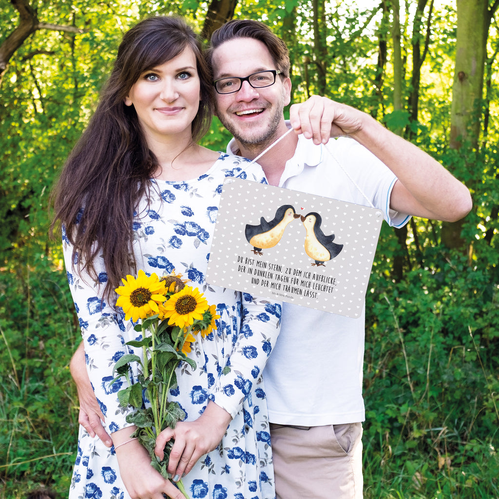 Deko Schild Pinguin Liebe Dekoschild, Deko Schild, Schild, Tür Schild, Türschild, Holzschild, Wandschild, Wanddeko, Liebe, Partner, Freund, Freundin, Ehemann, Ehefrau, Heiraten, Verlobung, Heiratsantrag, Liebesgeschenk, Jahrestag, Hocheitstag, Pinguin, Pinguine, Pinguin Paar, Pinguinpaar, Pinguin Liebe, Paar, Pärchen. Liebespaar, Liebesbeweis, Liebesspruch, Hochzeitstag, Geschenk Freund, Geschenk Freundin, Verlobte, Verlobter, Love, Geschenk Hochzeitstag, Geschenkidee, Hochzeit, Gastgeschenk