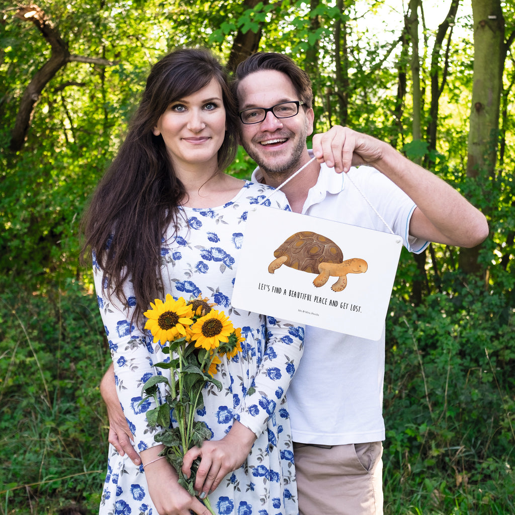 Deko Schild Schildkröte marschiert Dekoschild, Deko Schild, Schild, Tür Schild, Türschild, Holzschild, Wandschild, Wanddeko, Meerestiere, Meer, Urlaub, Schildkröte, Schildkröten, get lost, Abenteuer, Reiselust, Inspiration, Neustart, Motivation, Lieblingsmensch