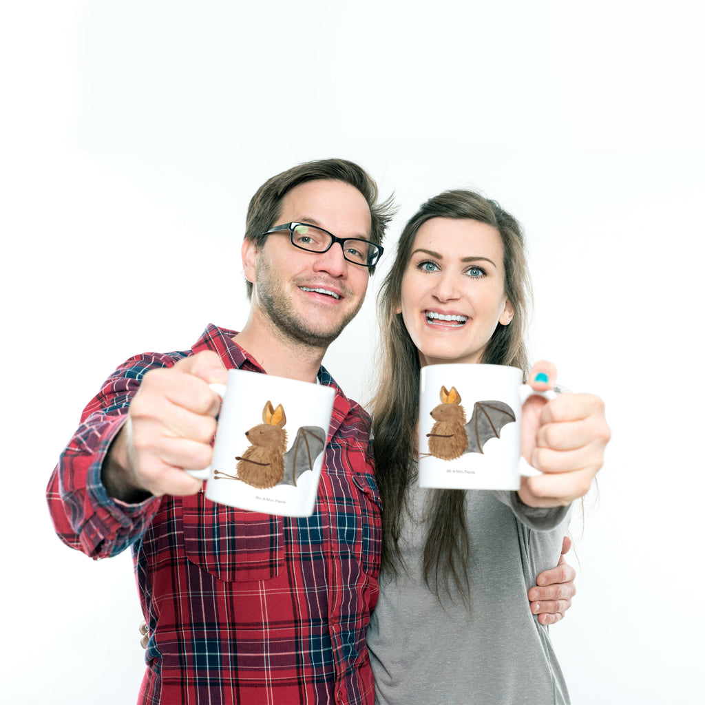 Tasse Fledermaus sitzend Fledermaus, Fledermäuse, Motivation, entspannen Becher, Kaffeetasse, Kaffeebecher, Tee, Frühstück, Büro  süße Tiermotive, gute Laune, lustige Sprüche, Tiere