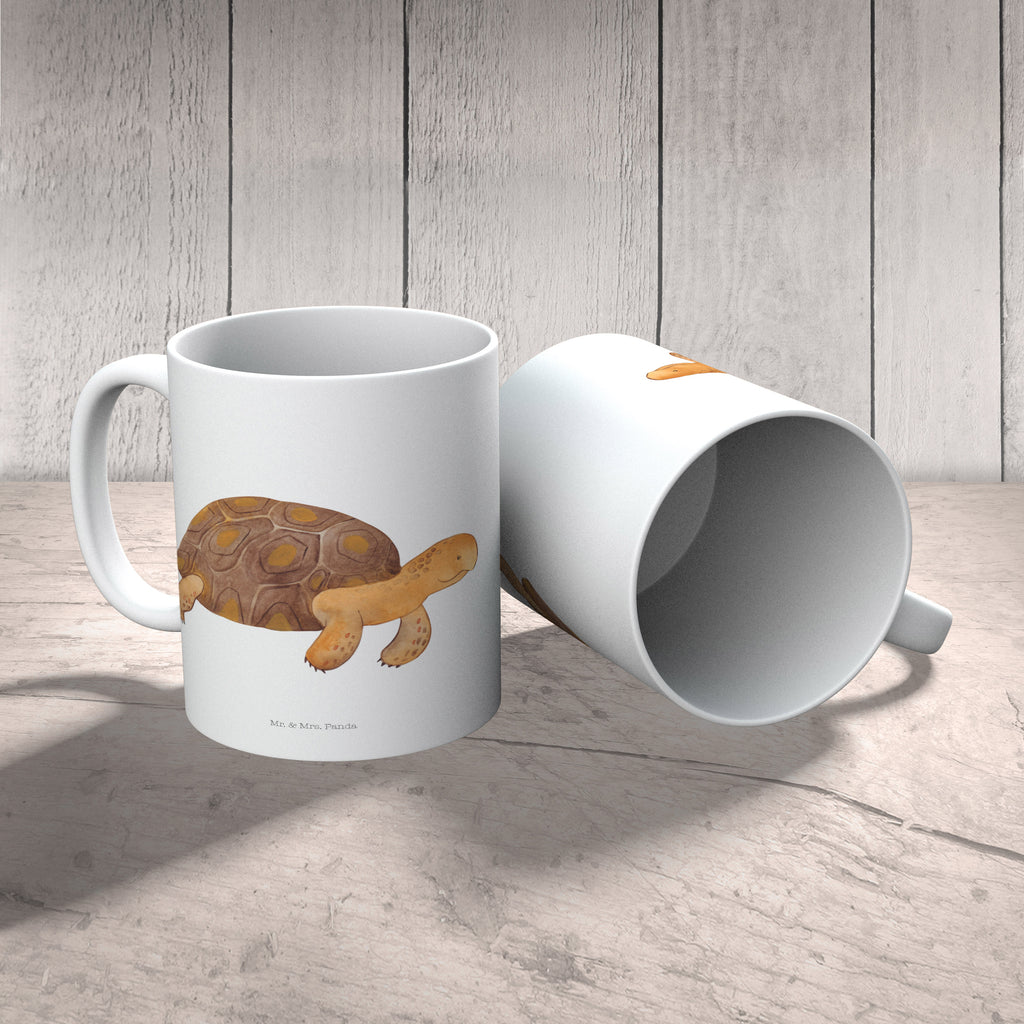 Tasse Schildkröte marschiert Schildkröte, Schildkröten, get lost, Abenteuer, Reiselust, Inspiration, Neustart, Motivation, Lieblingsmensch	 Becher, Kaffeetasse, Kaffeebecher, Tee, Frühstück, Büro  Meerestiere, Meer, Urlaub