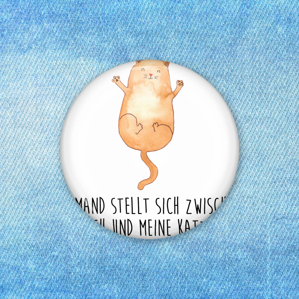 50mm Button Katzen Umarmen 50mm Button, Button, Pin, Anstecknadel, Katze, Katzenmotiv, Katzenfan, Katzendeko, Katzenfreund, Katzenliebhaber, Katzenprodukte, Katzenartikel, Katzenaccessoires, Katzensouvenirs, Katzenliebhaberprodukte, Katzenmotive, Katzen, Kater, Mietze, Cat, Cats, Katzenhalter, Katzenbesitzerin, Haustier, Freundin, Freunde, beste Freunde, Liebe, Katzenliebe, Familie