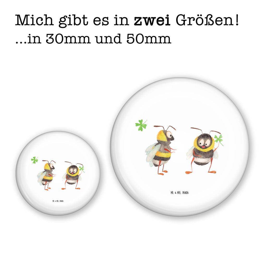 50mm Button Hummeln mit Kleeblatt 50mm Button, Button, Pin, Anstecknadel, Tiermotive, Gute Laune, lustige Sprüche, Tiere, Hummel, Biene, Spruch positiv, Biene Deko, Spruch schön, glücklich sein, glücklich werden, Spruch fröhlich