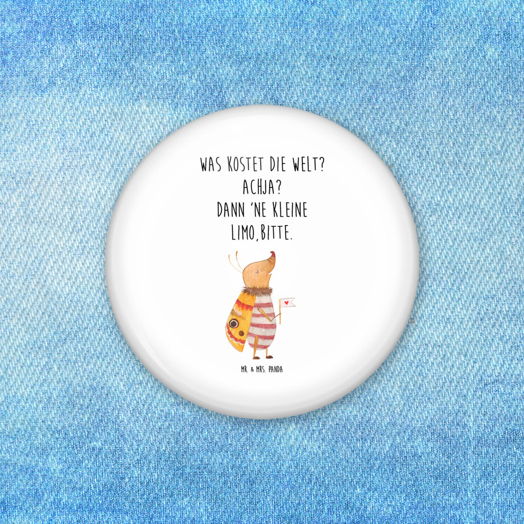 50mm Button Nachtfalter mit Fähnchen 50mm Button, Button, Pin, Anstecknadel, Tiermotive, Gute Laune, lustige Sprüche, Tiere, Nachtfalter, Käfer, Spruch lustig, Spruch witzig, süß, niedlich, Küche Deko, Was kostet die Welt