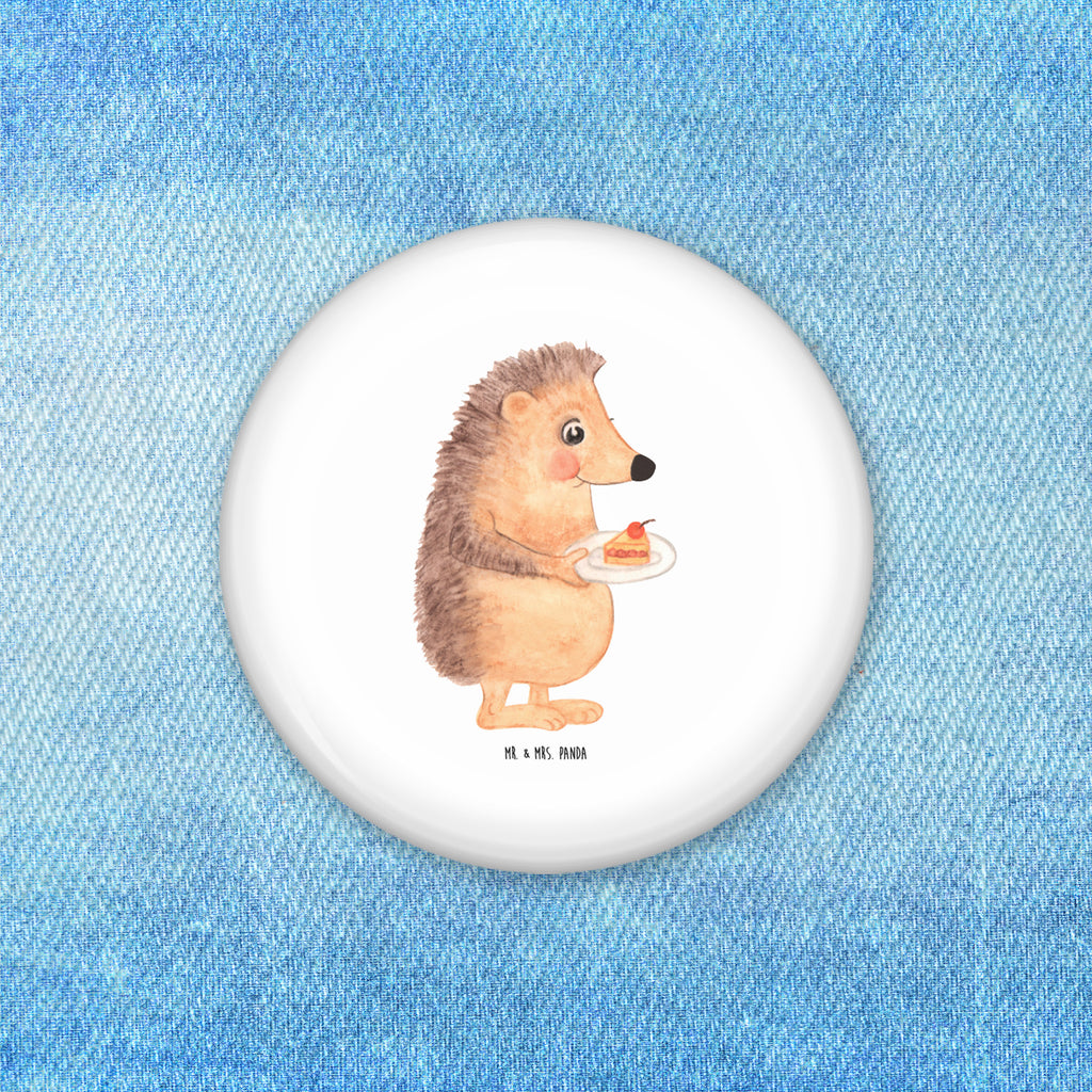 50mm Button Igel mit Kuchenstück 50mm Button, Button, Pin, Anstecknadel, Tiermotive, Gute Laune, lustige Sprüche, Tiere, Igel, Essen Spruch, Kuchen, Backen Geschenk, Kuchen backen, Einladung Party, Geburtstagskuchen, Torte