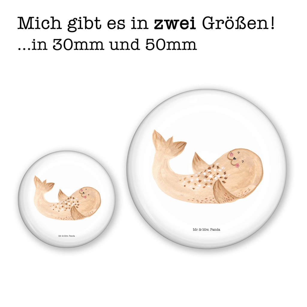 50mm Button Robbe liegend 50mm Button, Button, Pin, Anstecknadel, Tiermotive, Gute Laune, lustige Sprüche, Tiere, Robbe, Robben, Seehund, Strand, Meerestier, Ostsee, Nordsee, Lachen, Freude