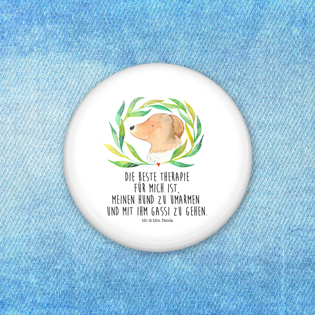 50mm Button Hund Ranke 50mm Button, Button, Pin, Anstecknadel, Hund, Hundemotiv, Haustier, Hunderasse, Tierliebhaber, Hundebesitzer, Sprüche, Ranke, Therapie, Selbsttherapie, Hundeliebe, Hundeglück, Hunde