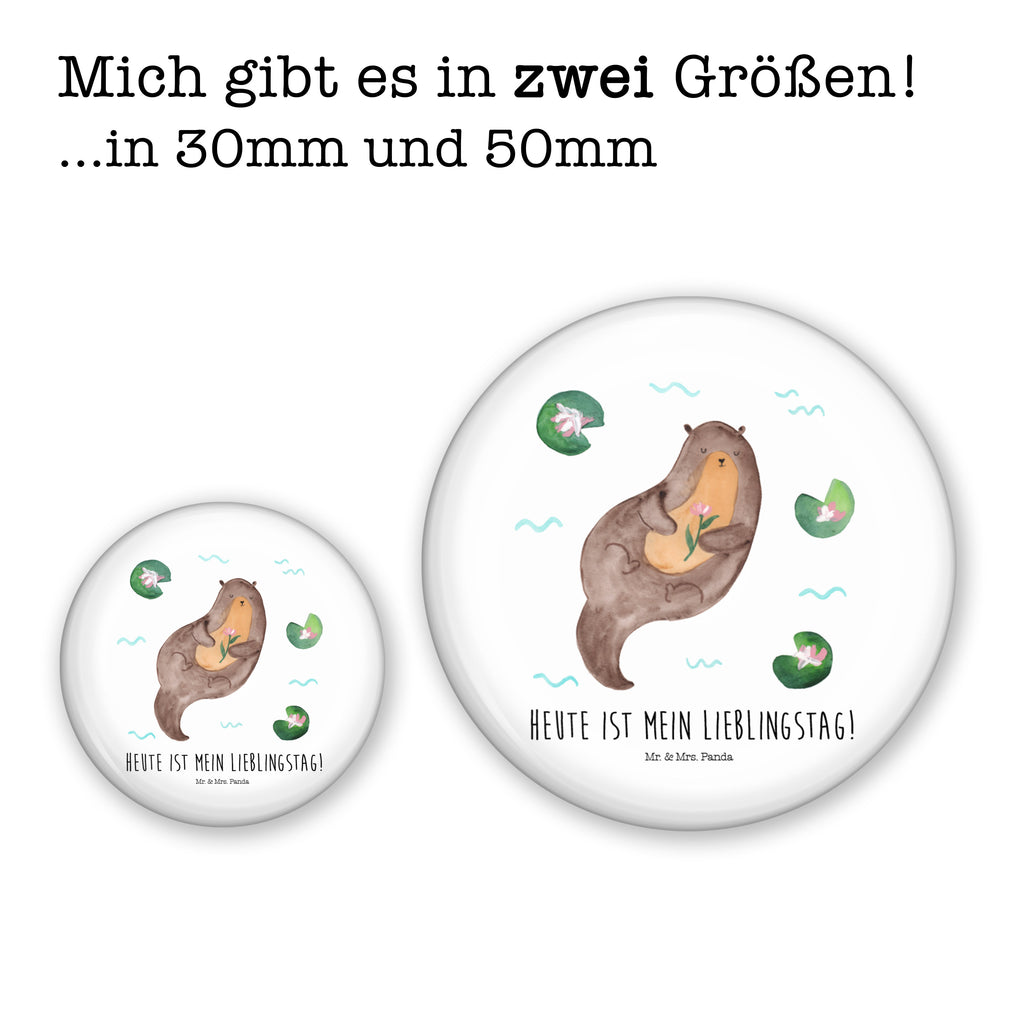 50mm Button Otter mit Seerose 50mm Button, Button, Pin, Anstecknadel, Otter, Fischotter, Seeotter, Otter Seeotter See Otter
