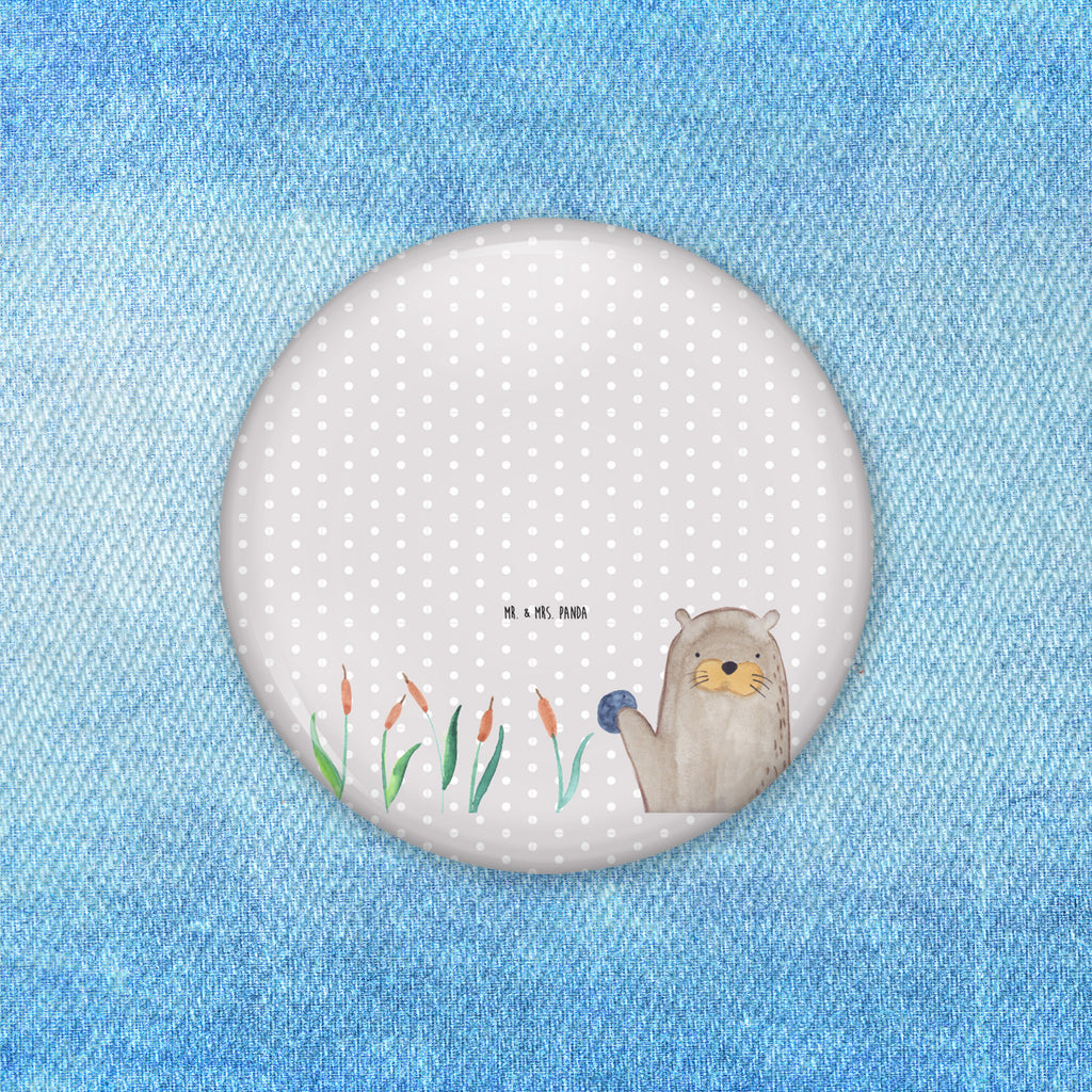 50mm Button Otter mit Stein 50mm Button, Button, Pin, Anstecknadel, Otter, Fischotter, Seeotter, Otter Seeotter See Otter