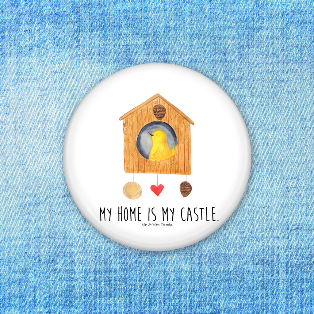 50mm Button Vogelhaus 50mm Button, Button, Pin, Anstecknadel, Tiermotive, Gute Laune, lustige Sprüche, Tiere, Vogel, Vögel, Vogelhaus, Vogelhäuschen, Home sweet home, Zuhause, Nest, Eigenheim, Familie, Wohnung, Haus, unser Haus, Lieblingsort, Castle
